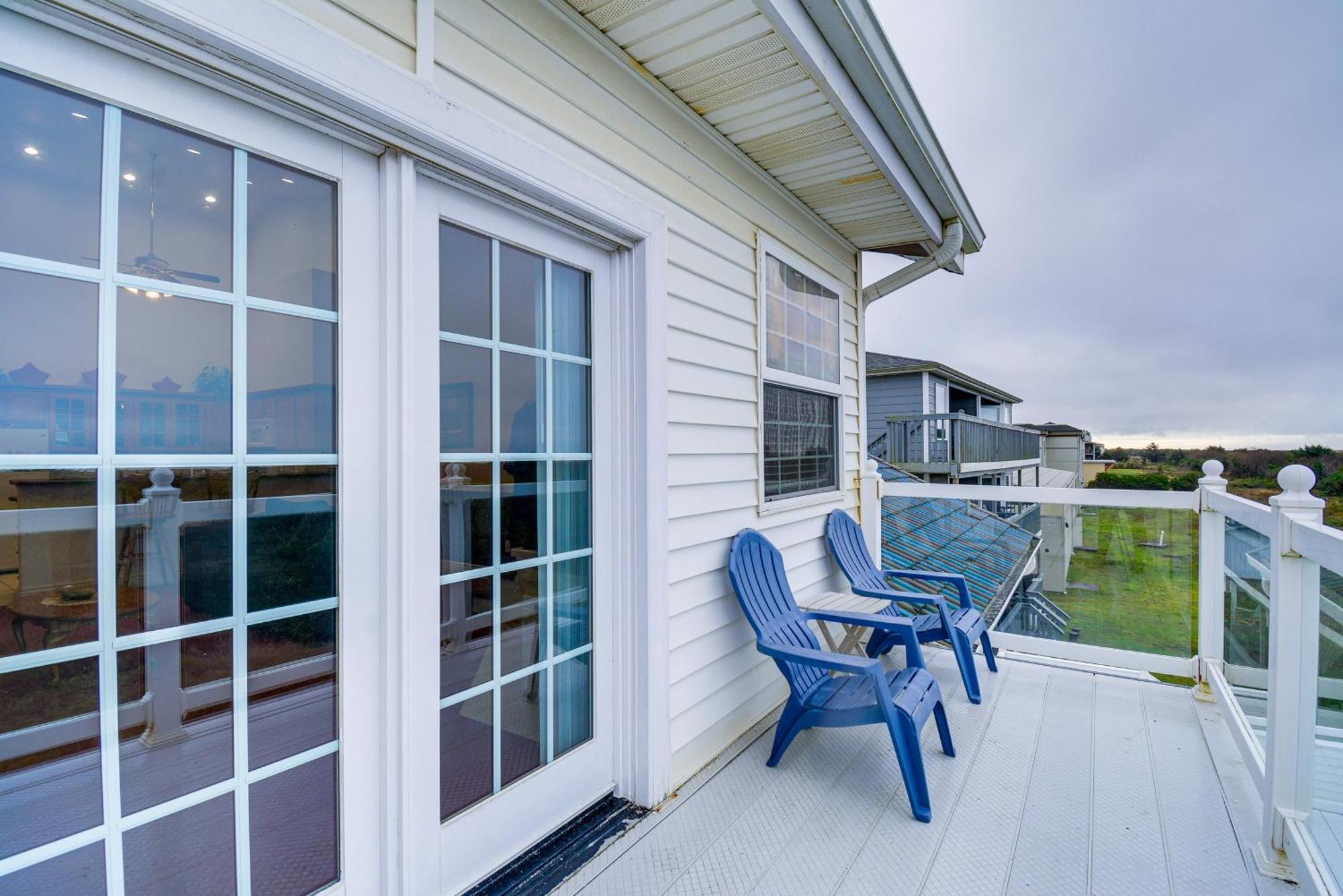 Ocean Shores Condo Rental With View - Walk To Beach! Exterior photo