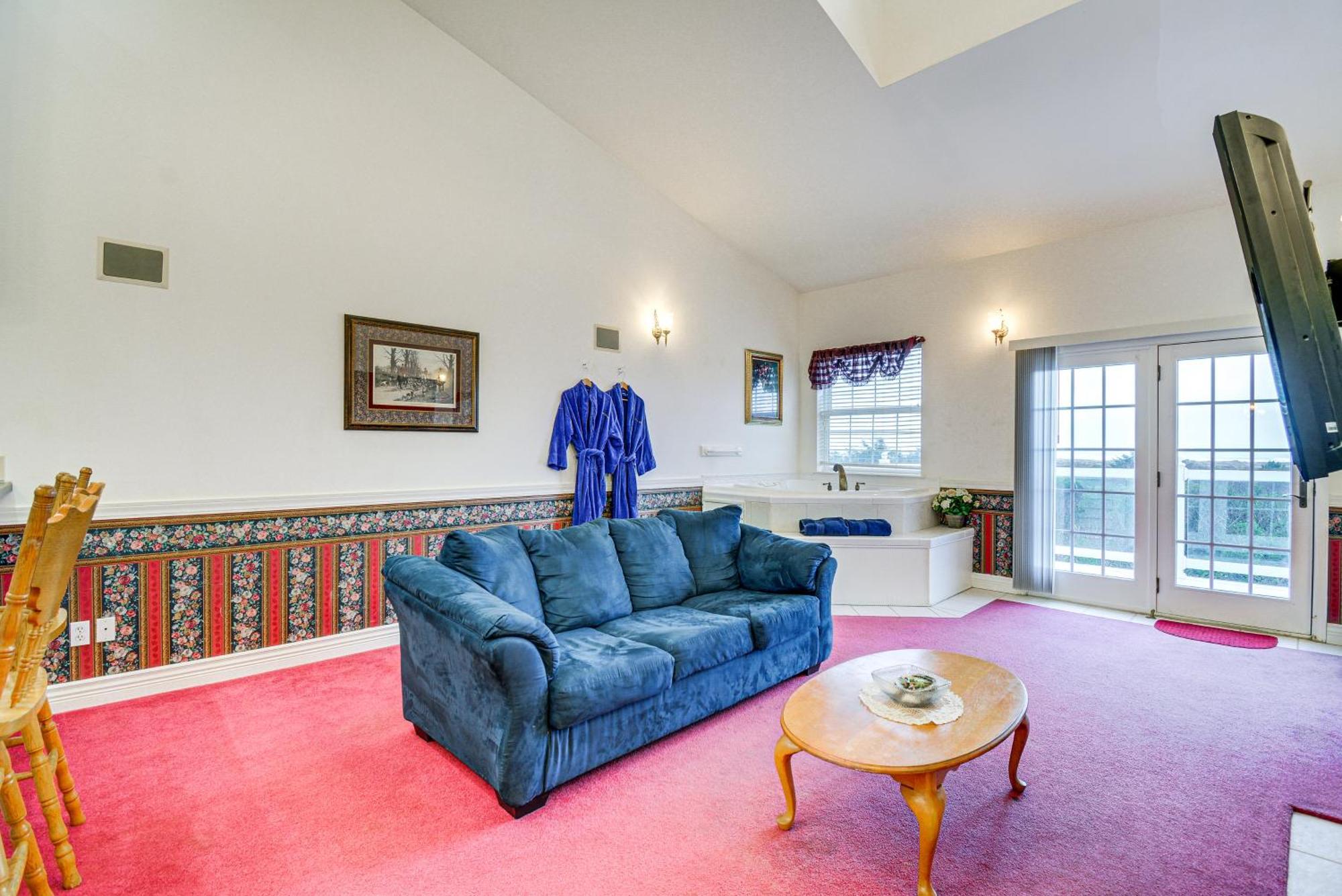 Ocean Shores Condo Rental With View - Walk To Beach! Exterior photo